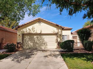 932 S Tucana Ln, Gilbert, AZ 85296