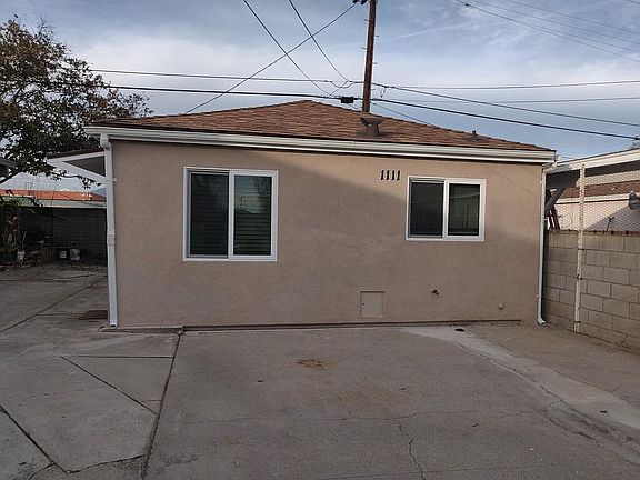 5th image of 1111 Camelia Dr
