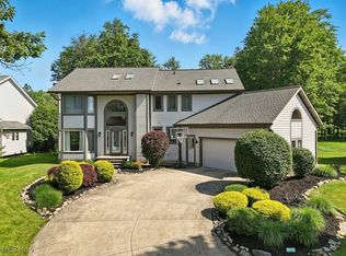 31355 Arthur Rd, Solon, OH 44139