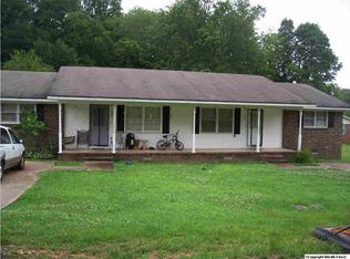 609 Shipp Ln, Scottsboro, AL 35768