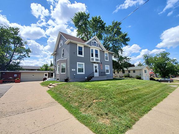 2nd image of 3580 Marine St SW