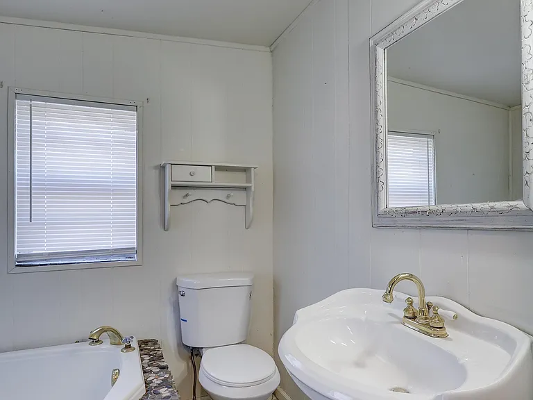 3801 Cresswell Ave — Photo 31