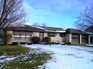 14 Fairlane Dr, Warsaw, IN 46580
