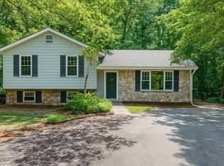 8566 Stock Dr, Lusby, MD 20657