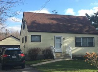 115 Haussauer Rd, Getzville, NY 14068