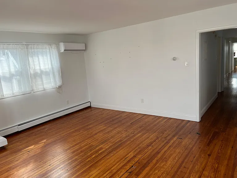 126 N Portland Ave #1 — Photo 4