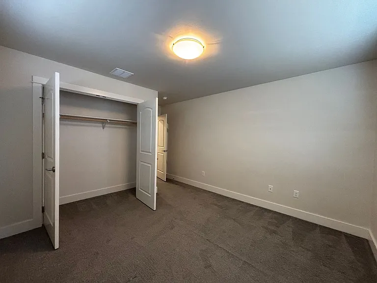 1303 Bunson Ln — Photo 11