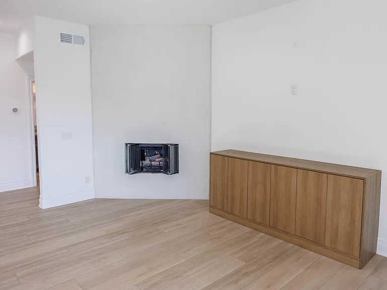 6029 Fairview Pl — Photo 10