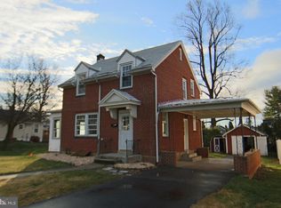 40 W Roosevelt Ave, Middletown, PA 17057