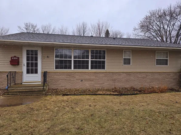 2201 5th Ave NW, Austin, MN 55912