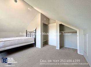921 N Alder St #A2, Tacoma, WA 98406