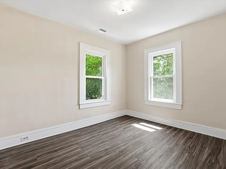 479 Centre St #2 — Photo 13