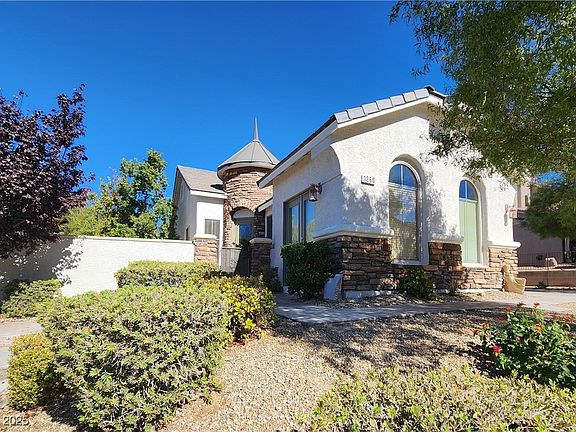 2nd image of 1260 Corista Dr