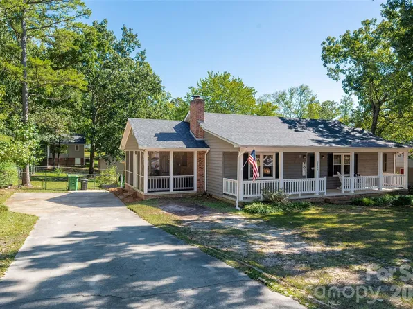 2559 Watson Dr, Lancaster, SC 29720