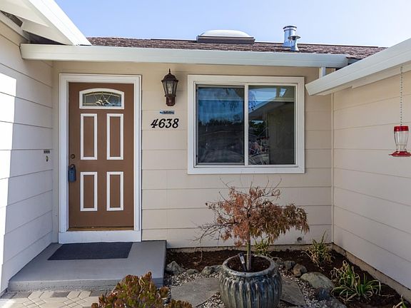 3rd image of 4638 Houndshaven Way