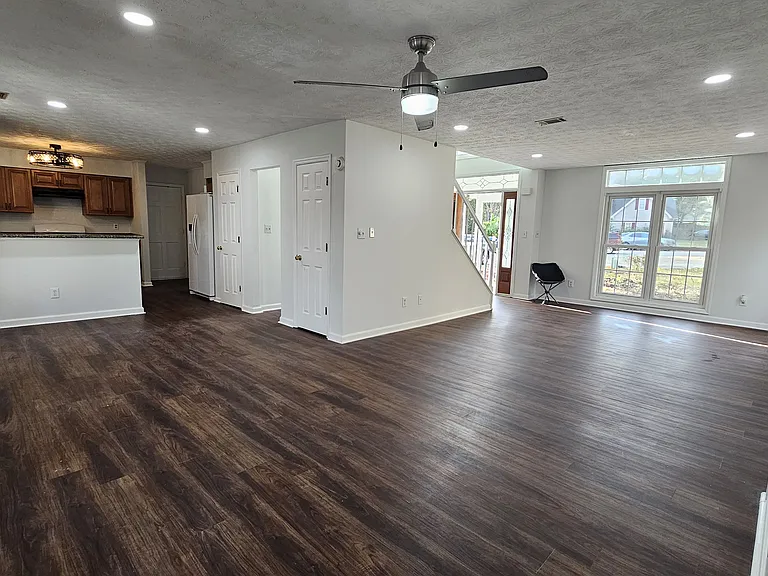 311 Indus Ln — Photo 5