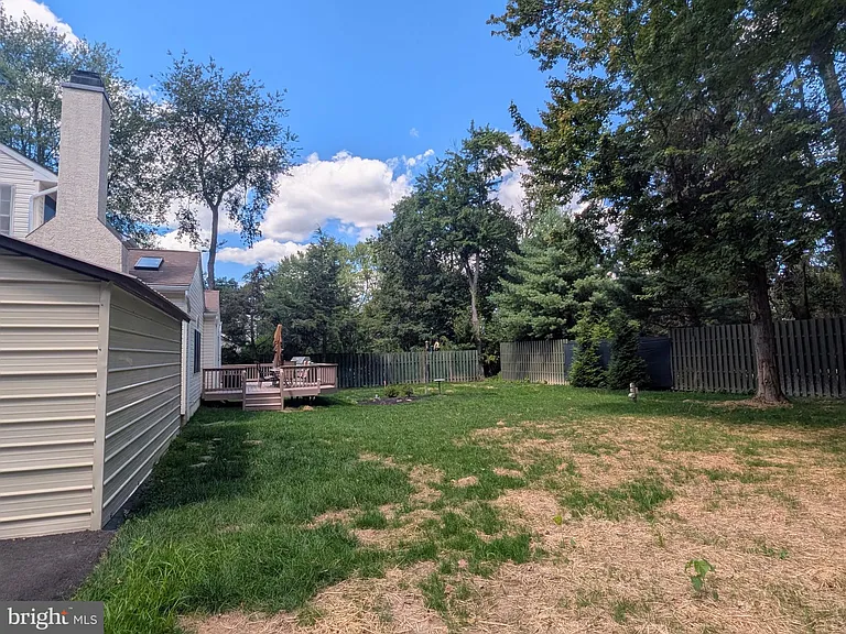 114 Lenape Dr — Photo 45