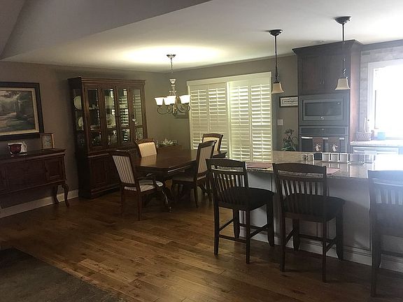 2nd image of 8941 Jeanie Ln