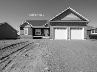 80 Royal Oaks Blvd, Moncton, NB E1H3P2