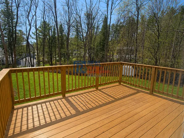 11 Pleasant St #2, Sunapee, NH 03782