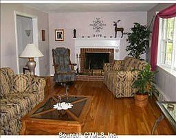5th image of 154 Irene Dr