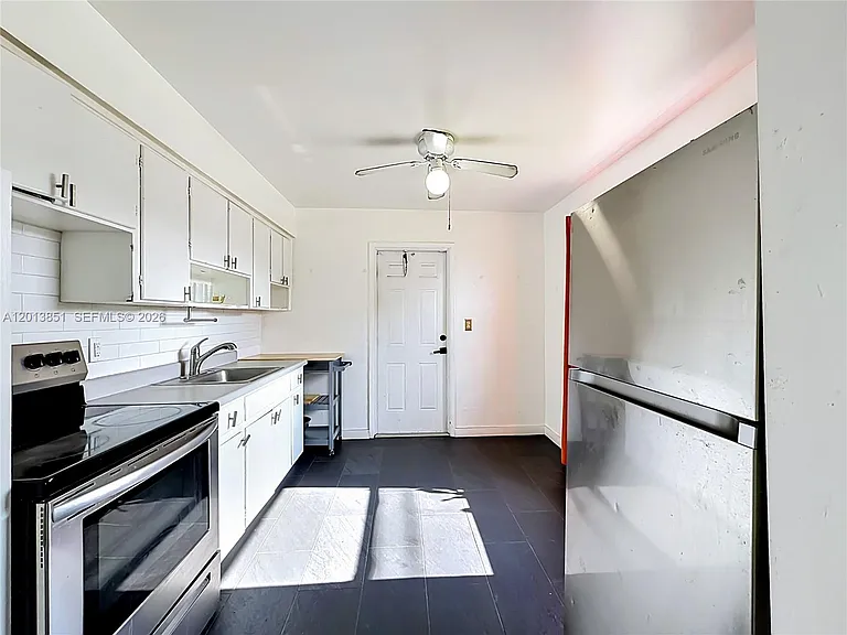 391 42nd Ct #NORTH — Photo 7