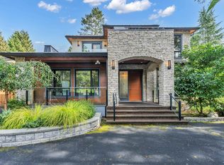 5808 Crown St, Vancouver, BC V6N 2B7