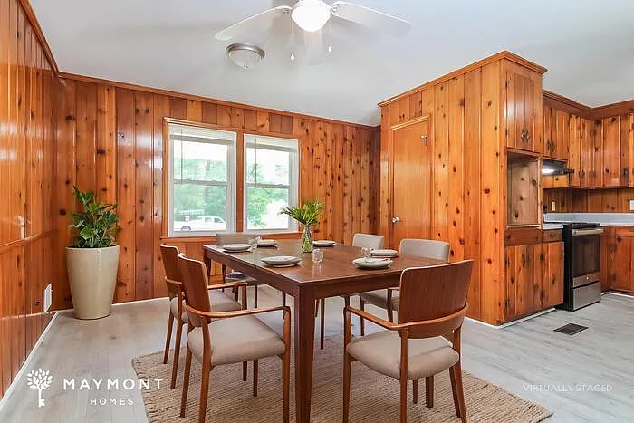 21 Newport Dr — Photo 6