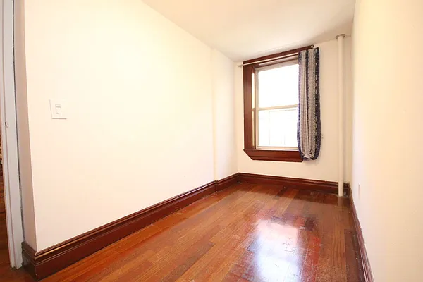 Rented by Compass | media 3
