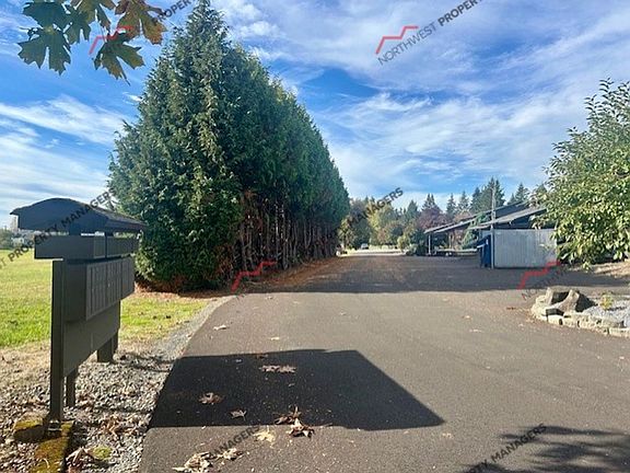 4th image of 1301-1305 NW Airport Rd #14