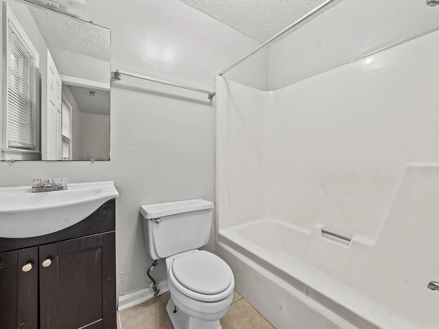 1 bed, 480 sqft, $795 — Photo 2