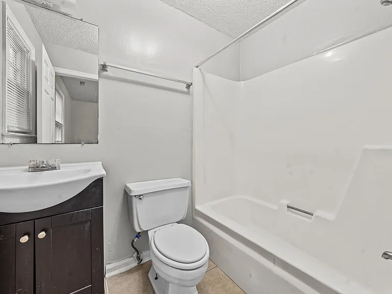 2-3911 Patton Rd SW — Photo 2