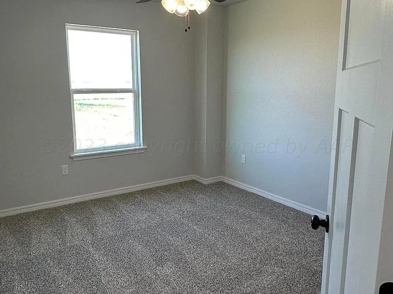 14100 Daisy Dr — Photo 2
