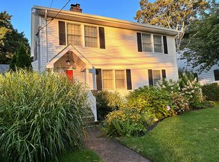 680 Ackerman Ave, Glen Rock, NJ 07452