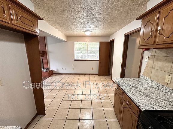 4th image of 5305 Brookdale Dr