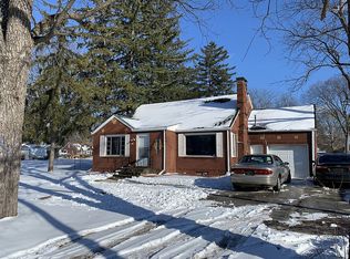 100 N River Rd, Saginaw, MI 48609