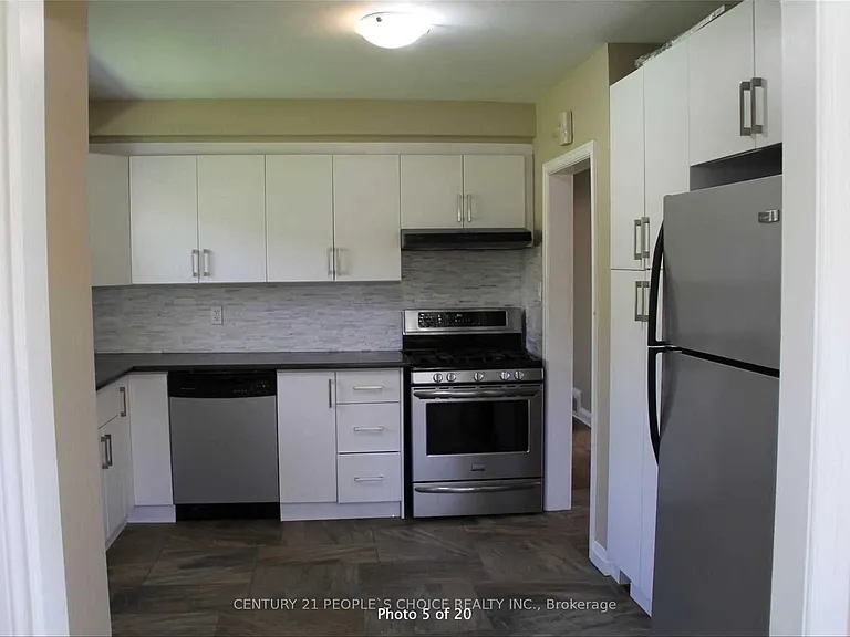 39 Meadowland Dr — Photo 6
