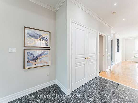 5th image of 33 Kingshill Rd