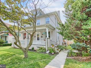 114 N Poplar St, Elizabethtown, PA 17022