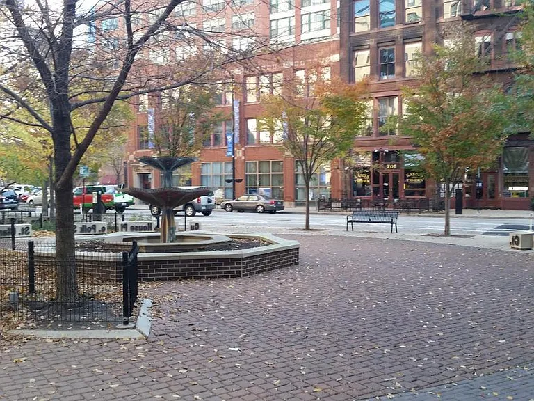 PARK - In front of building