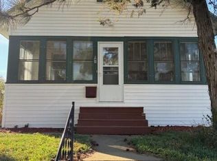 145 8th Ave W, Dickinson, ND 58601