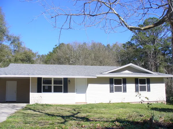 908 E Latimer Ave, Geneva, AL 36340