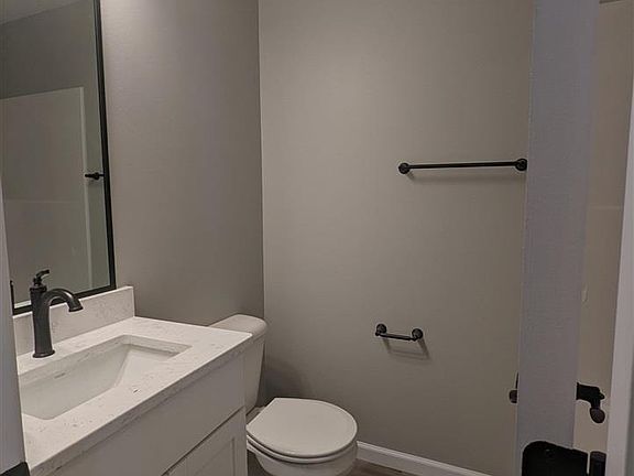 3rd image of 3803 Joy Cir W
