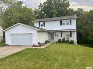 2016 W Delray Dr, Peoria, IL 61614