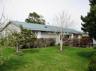 395 Chicago Ave, Bandon, OR 97411