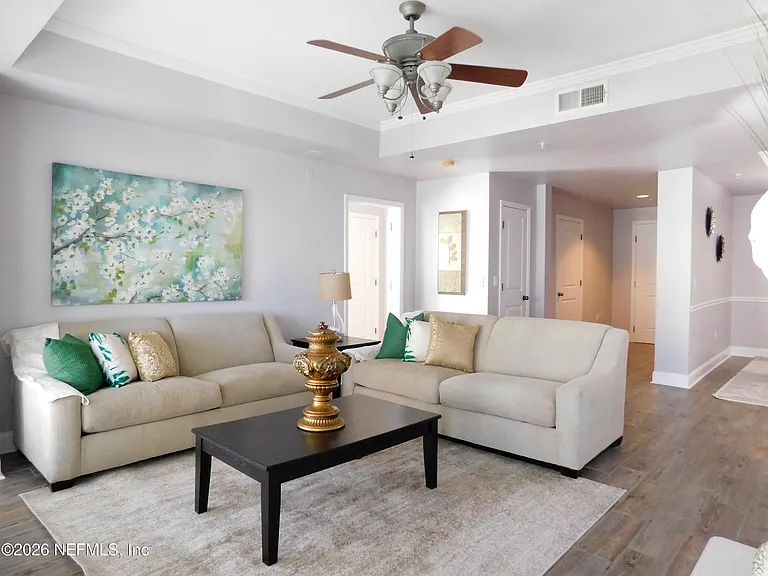 400 E Bay St #306 — Photo 8