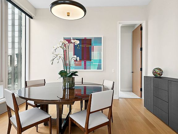 3rd image of 15 E 30th St #29D