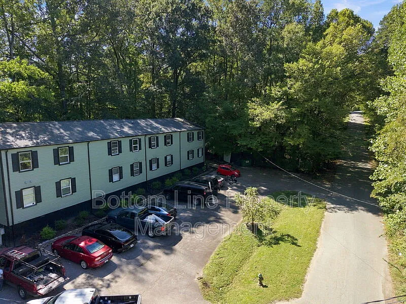 909 S Carolina Ave #8