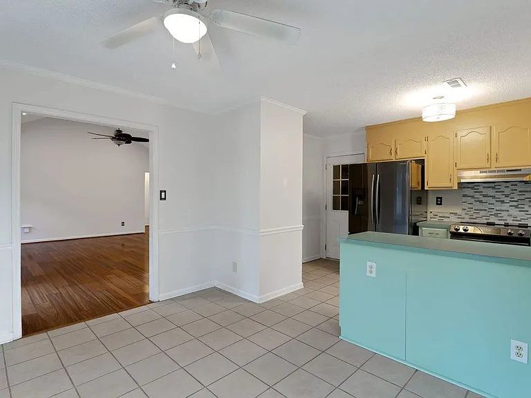 12608 Sulgrave Dr — Photo 10