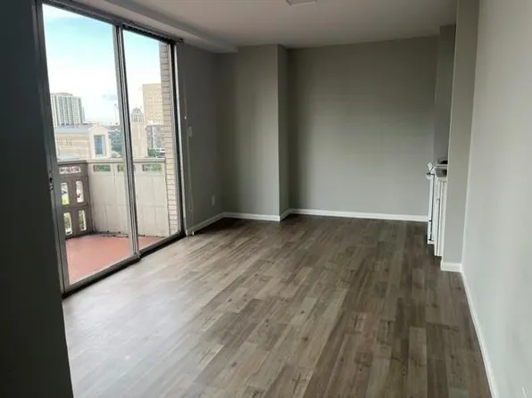 2016 Main St APT 809, Houston, TX 77002